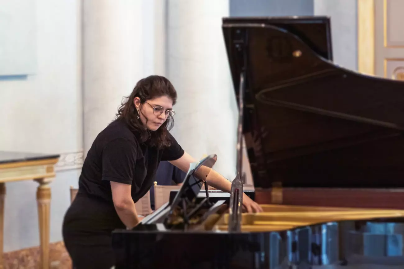 Girl playing piano 