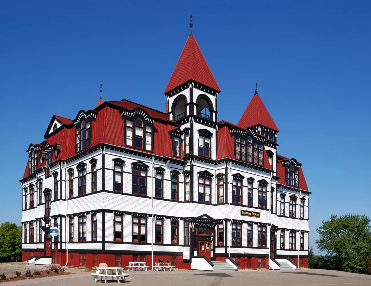 Lunenburg Academy Building