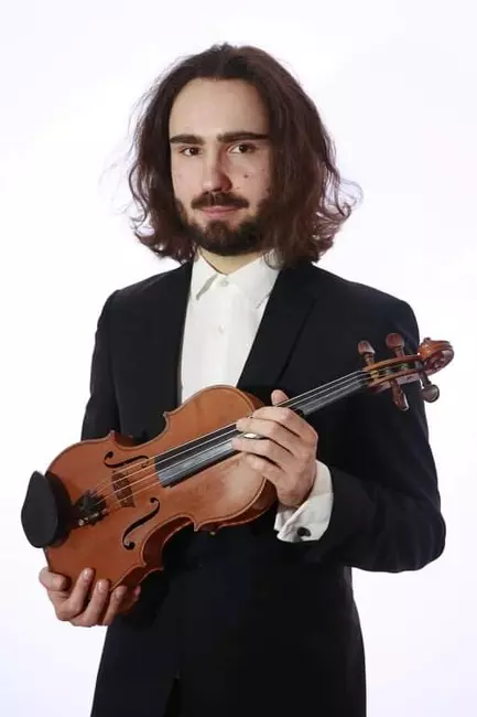 Photo of Alexis Perraud